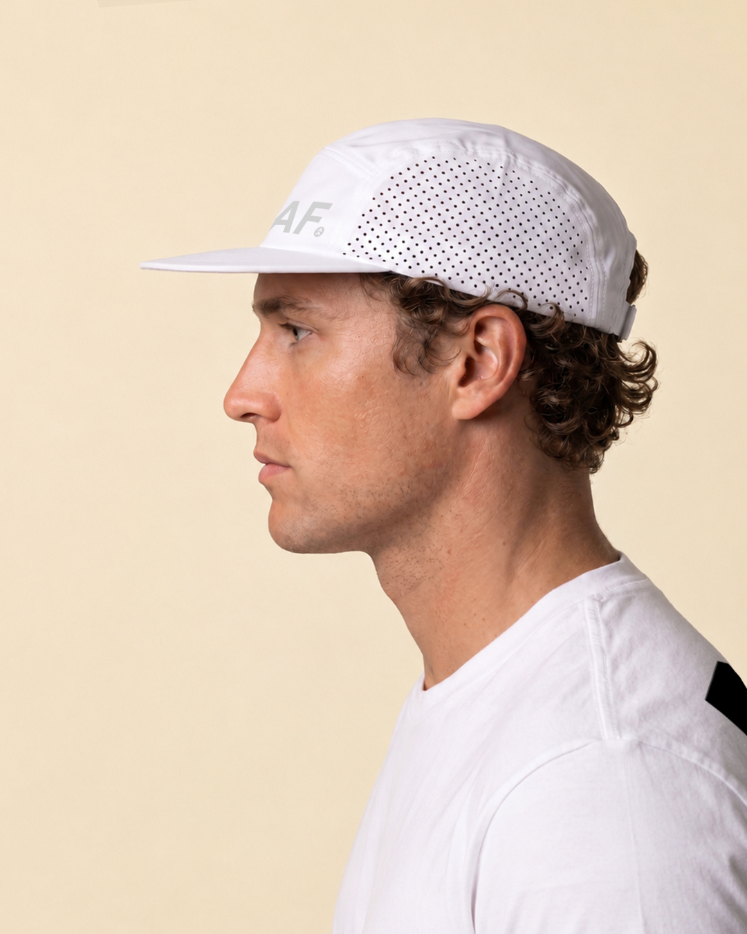 [GIVE AF] Running Hat - White-2
