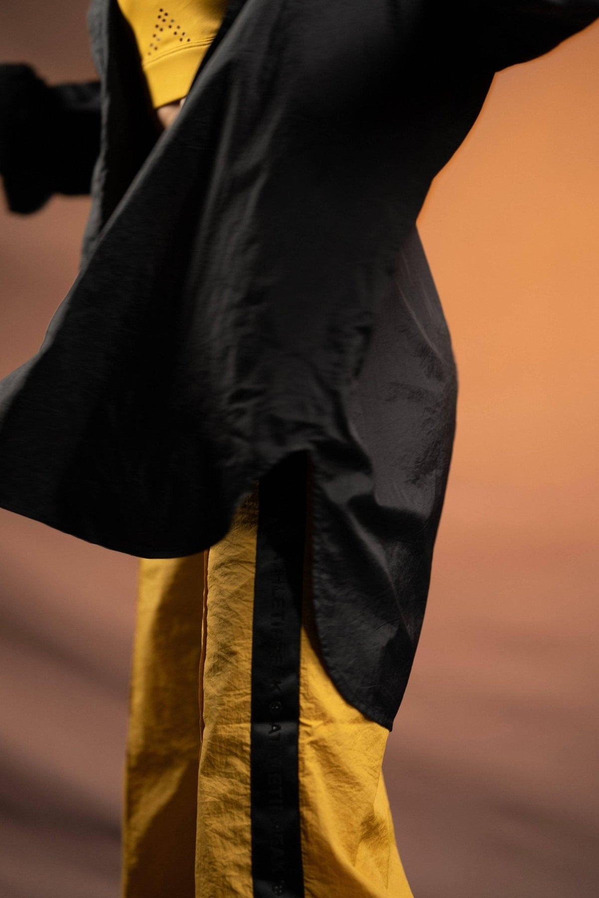 [AIRLITE] Windbreaker Shirt - Black - Shirt - Athletifreak | Athletic & Gym Wear, Athleisure