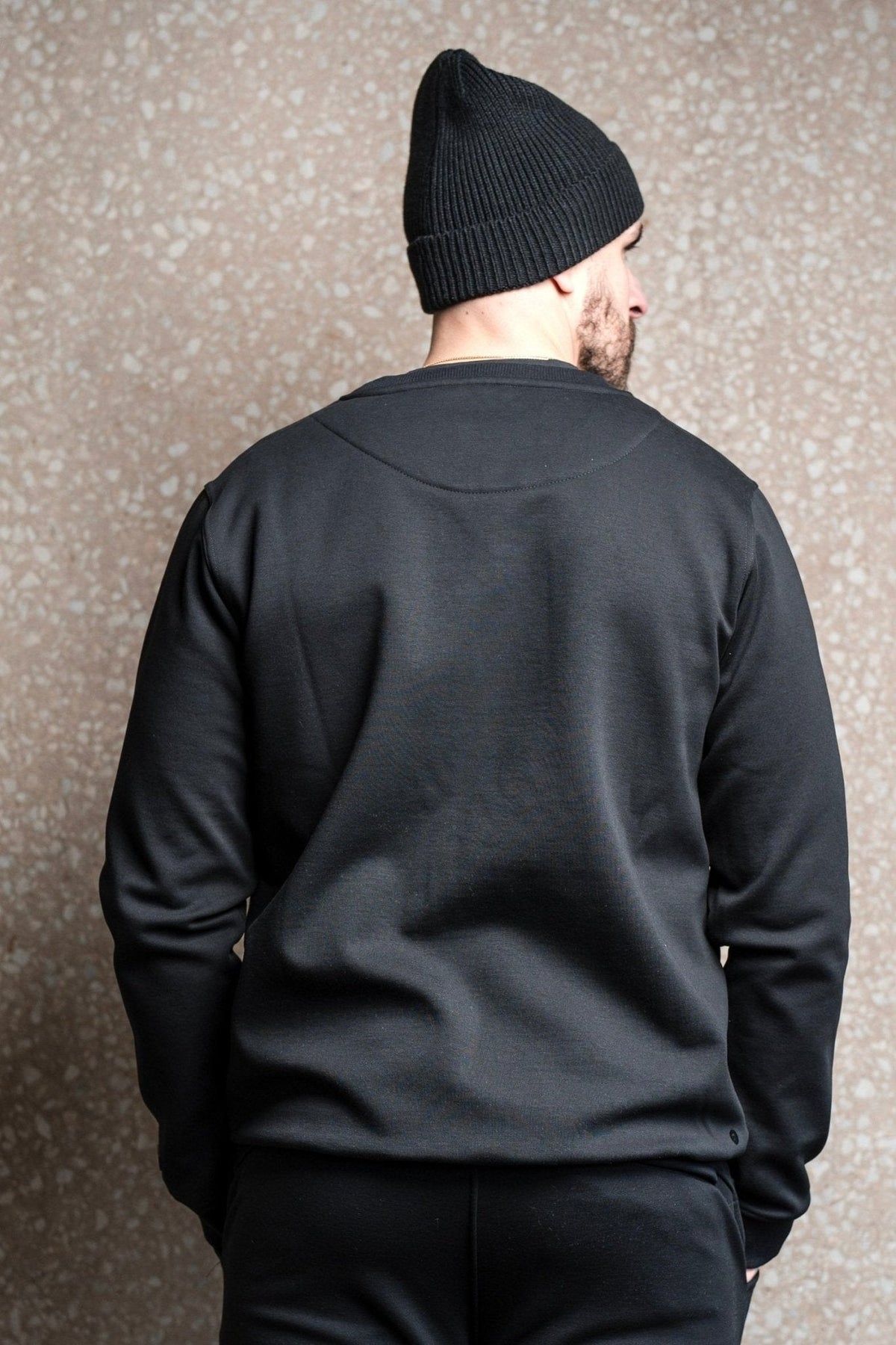 [ULTRALUX] Classic Crew Sweatshirt - Black - Sweatshirts - Athletifreak | Athletic & Gym Wear, Athleisure