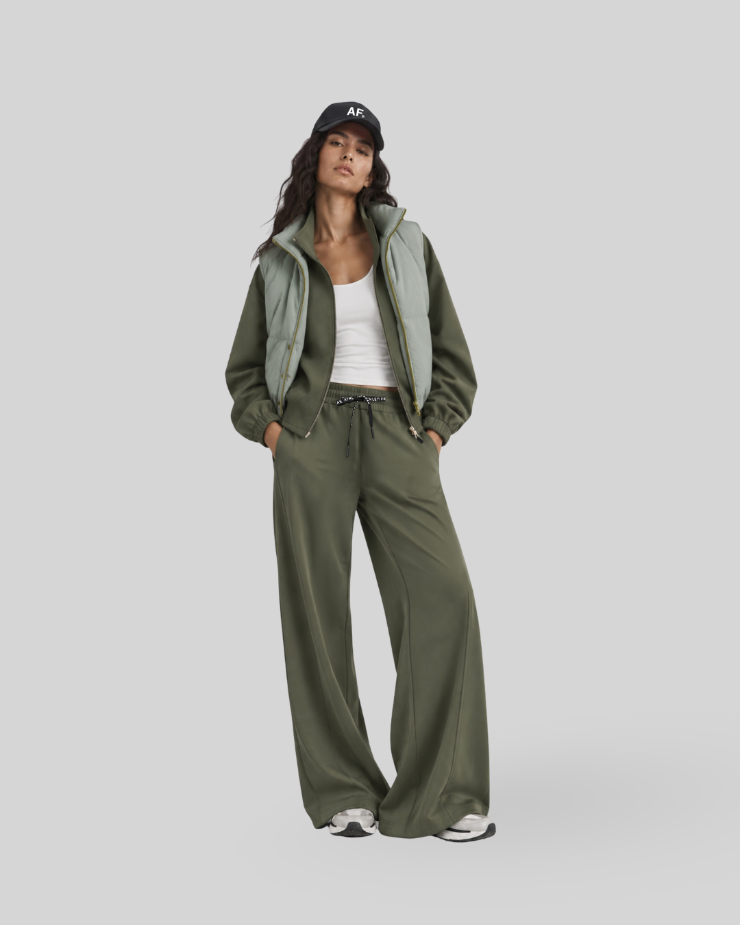 [AETHER] Retreat Jacket - Olive